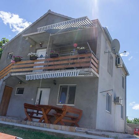 Apartments Mateo Bibinje Exterior photo